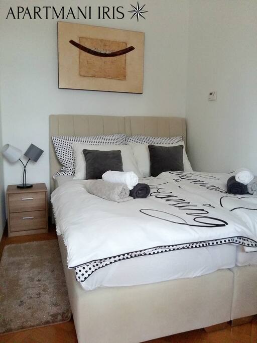 Bedroom (option 2)