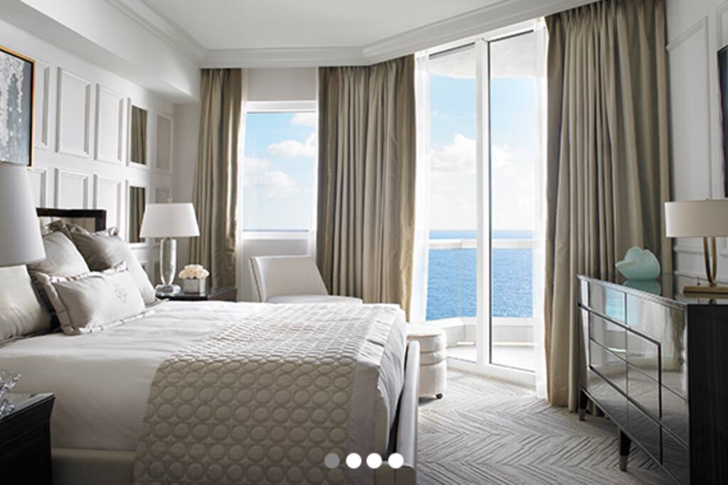 Direct ocean front view from Master suite bedroom