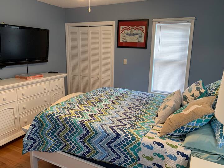 Top 10 PetFriendly Airbnbs In Emerald Isle, North Carolina Updated