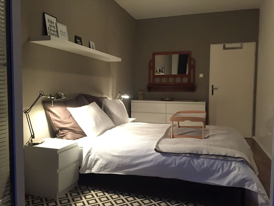1. bedroom