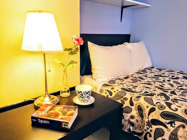 Room 207 Bed & Breakfast