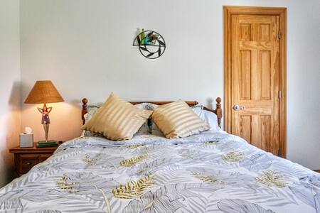 Kitschy Room with Hot Tub