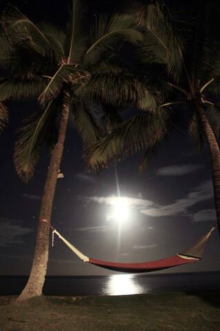 Makaha Waterfront Home gallery image 5