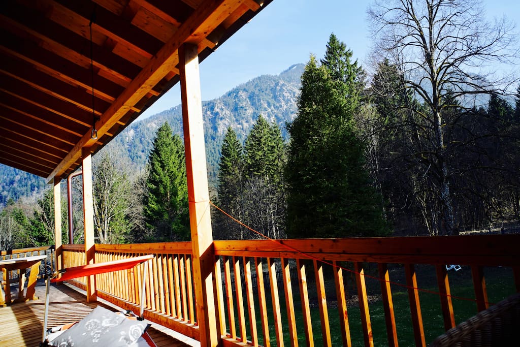 Blick von weiterem Balkon (Südseite) Richtung Jägerkamp-Nagelspitze