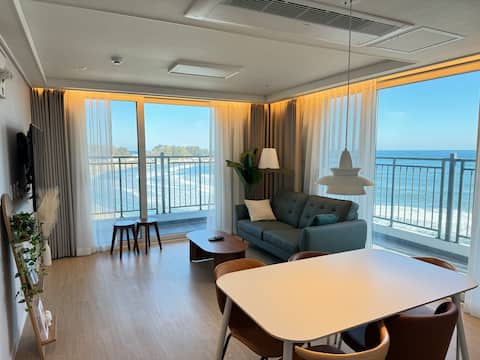 Review Event (2 Starbucks Cups) #Panoramic View #Jukdo Beach #Surfing Ocean View #2 Bathrooms + 2 Ro
