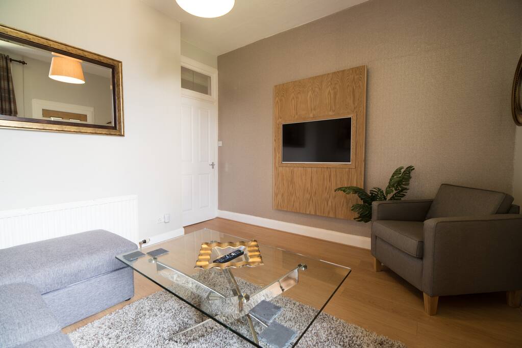 Deluxe One Bedroom Apartment 87