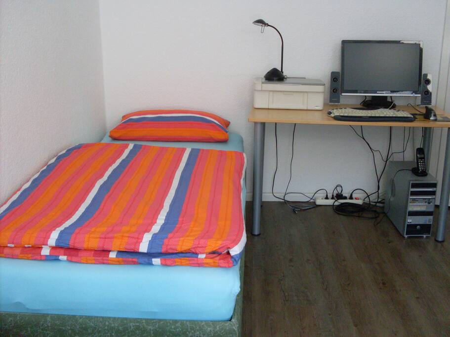 Einzelbett
