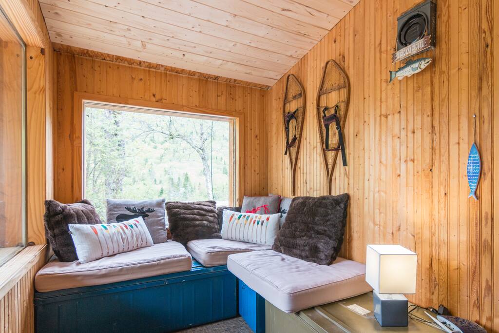 Entrée du chalet/coin repos