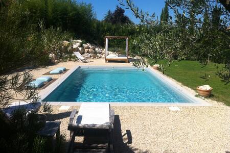 A lovely Apartment in Aix House