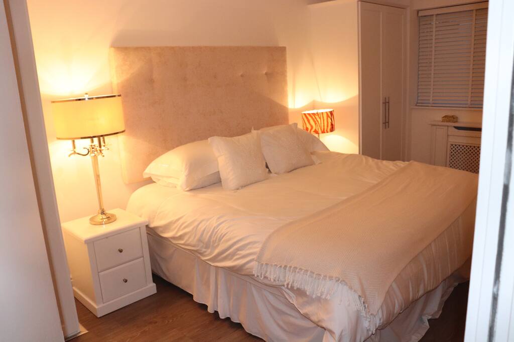 Main Bedroom with a double king size bed