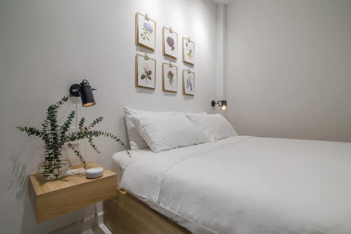 Botanist Lab cozy room in Tan Dinh by CIRCADIAN