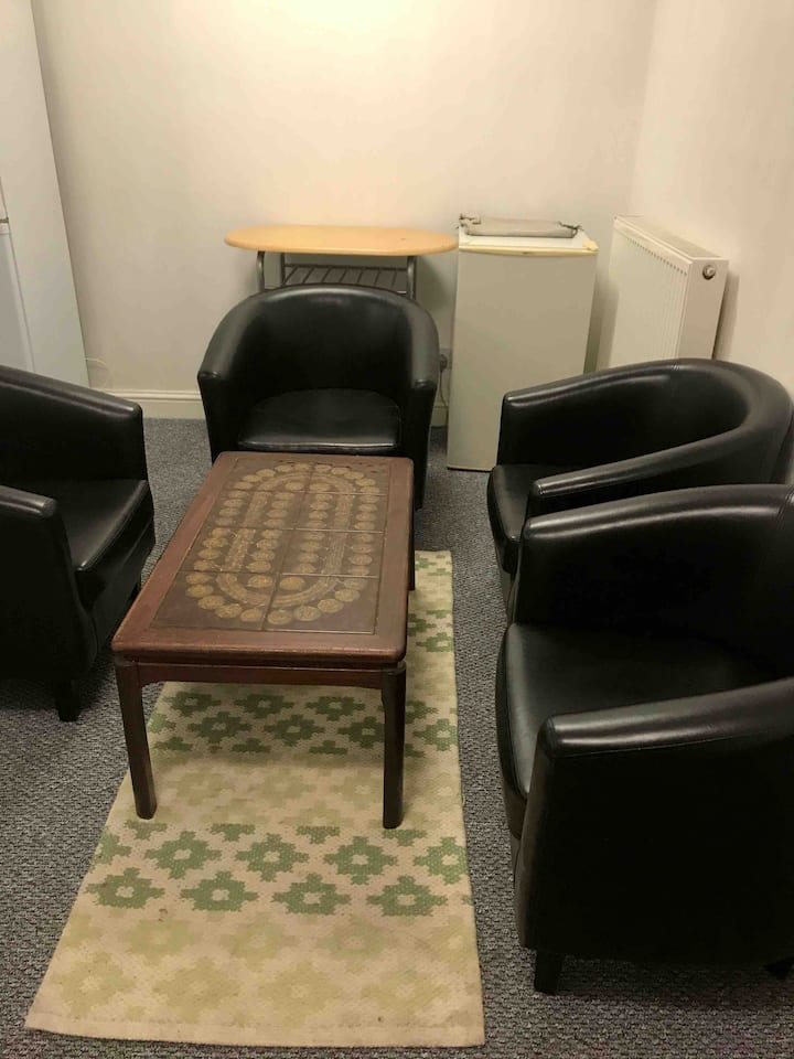 L&a Room 4 Near City Centre - Plymouth