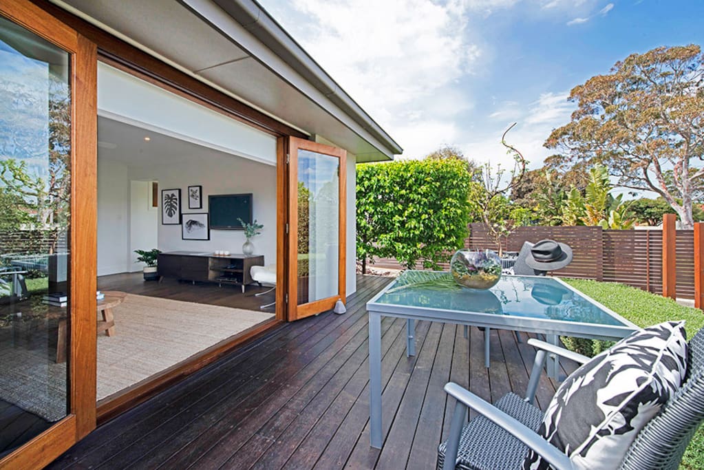 Front sun deck