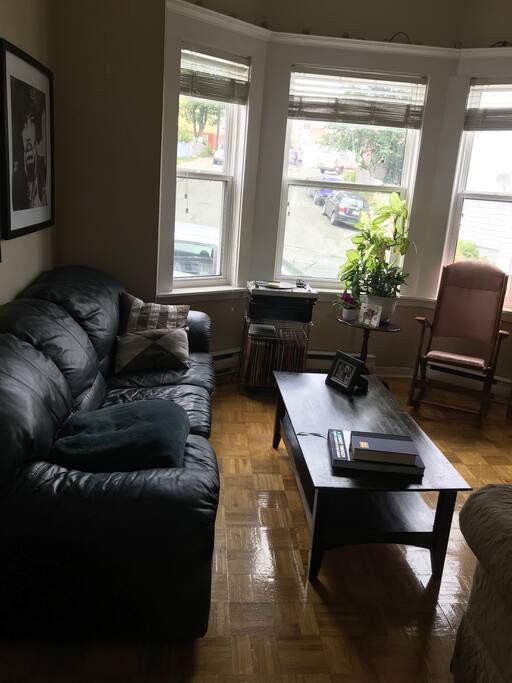 Cozy and bright living room!