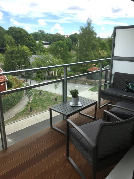 Balkong med loungemöbler