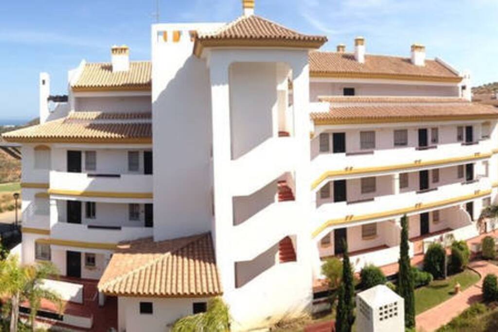 Bonita urbanización en Campo de Golf de Calanova