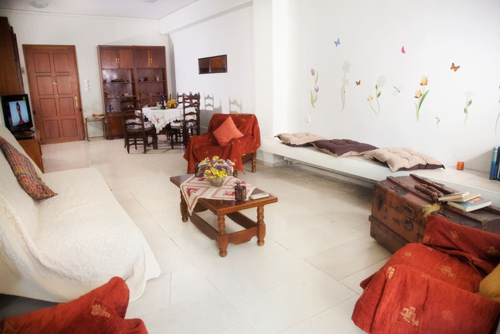 Downtown Exarcheia 115sq.m. Boho- Old Time Classic Apt