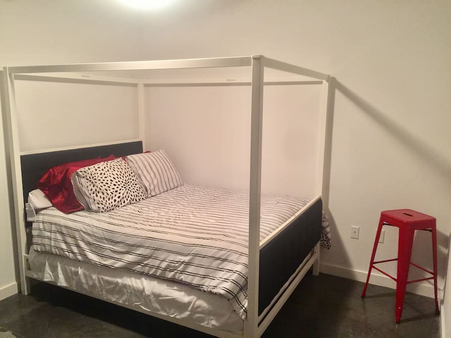 Simple sleeping space