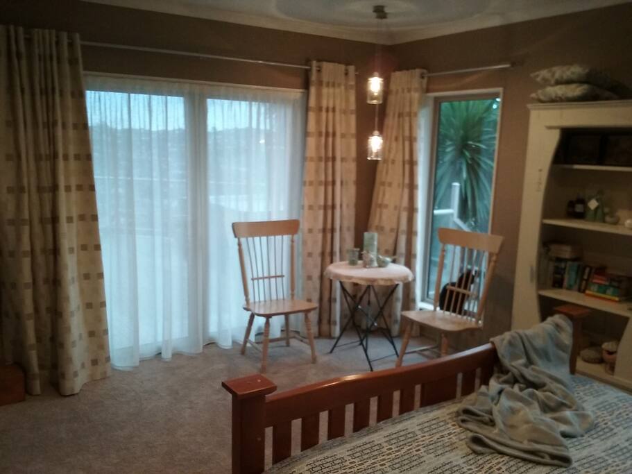 Spacious seating area