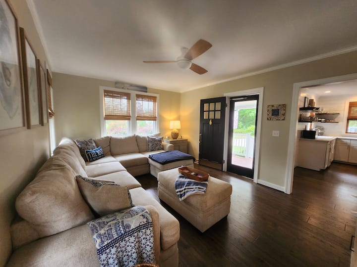 Blue Pearl Cottage - Saluda, VA