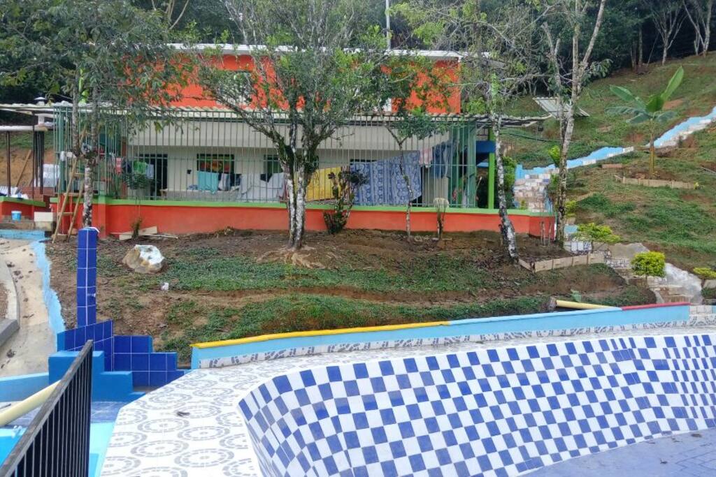 Piscina -ducha- bañera