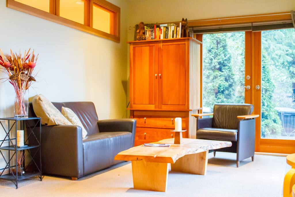 Cozy Sitting Area