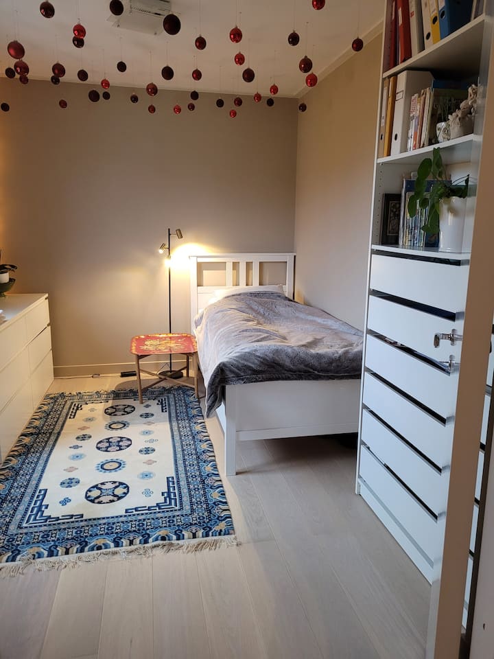 غرفة النوم 2