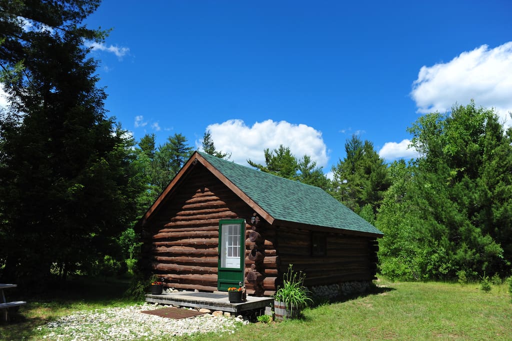 Quaint Cabin in Schroon Cabins for Rent in Schroon Lake, New York