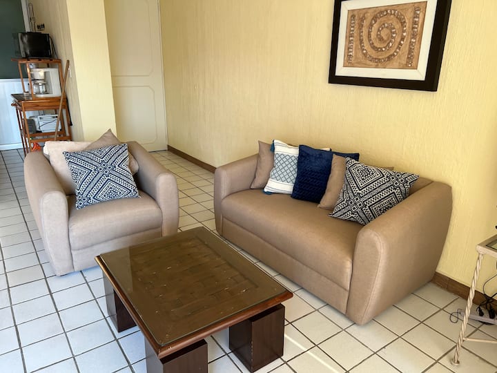Departamento A 5 Min Zona Hotelera, Vista Al Mar - Acapulco