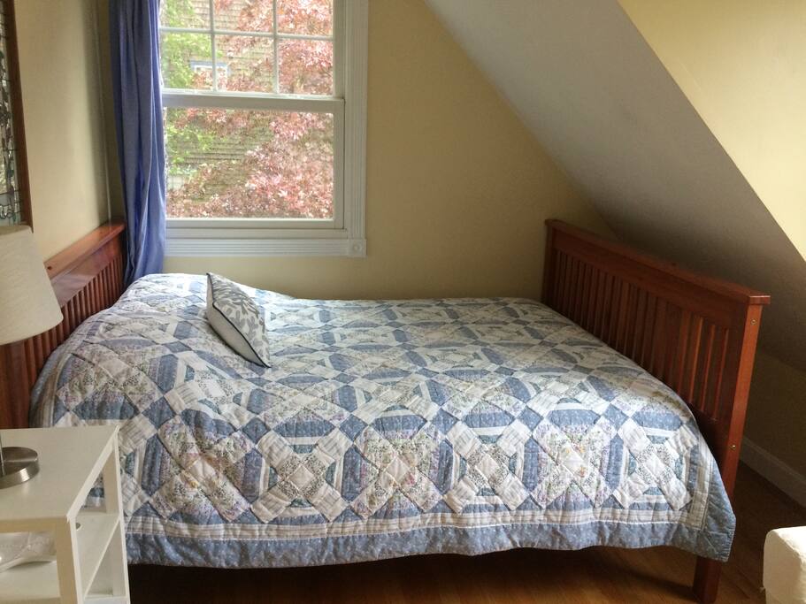 Double size bedroom