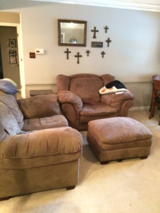 It ain't pretty, but it's comfy!
It seems everyone has taken a nap on this furniture and wants to take it home. Lol!