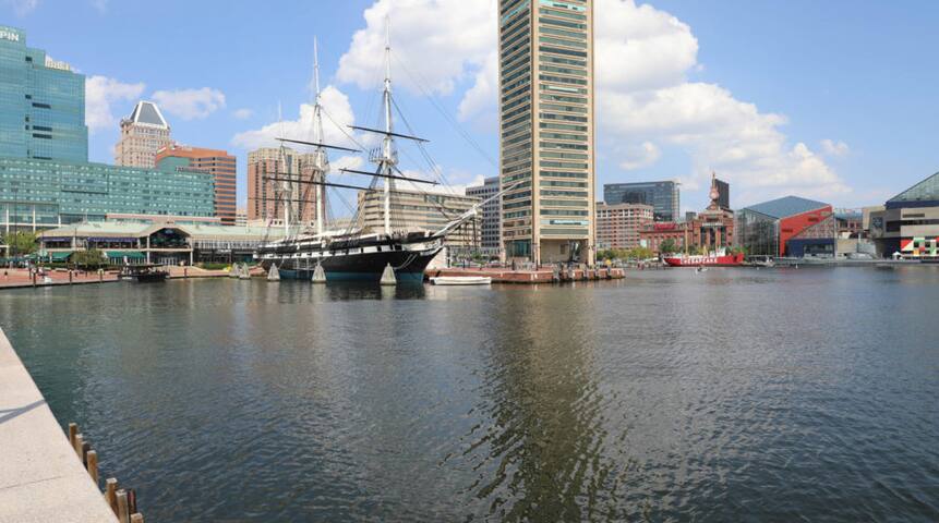 Stylish Oasis★Prime Location★Discounted Parking