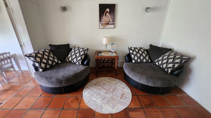 Stylish Apartment 3 Min From Beach Away! Paradise - Barbados