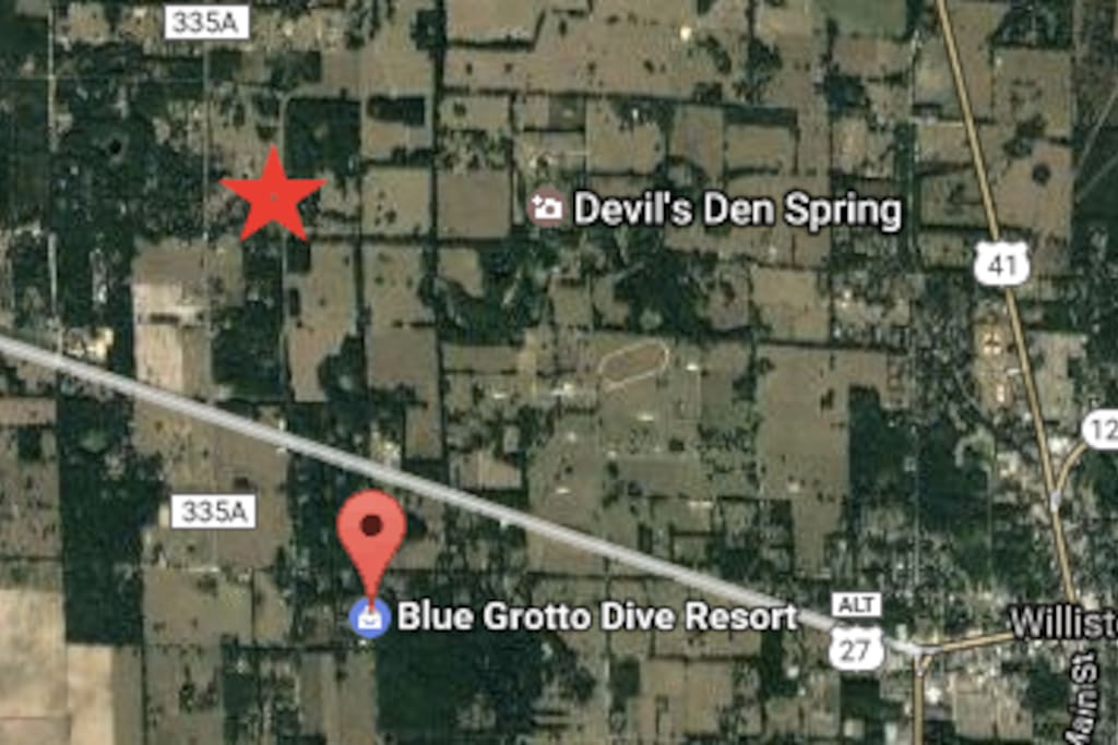 We are just minutes from the diving facilities; Blue Grotto and Devil's Den. (We are the RED star)