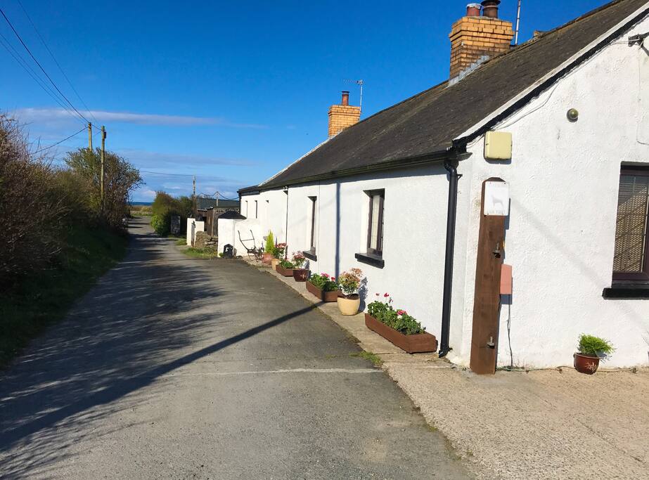 Private Entrance to Self Contained Cottage Extension