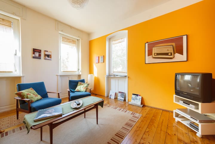 Bright apartment with garden.