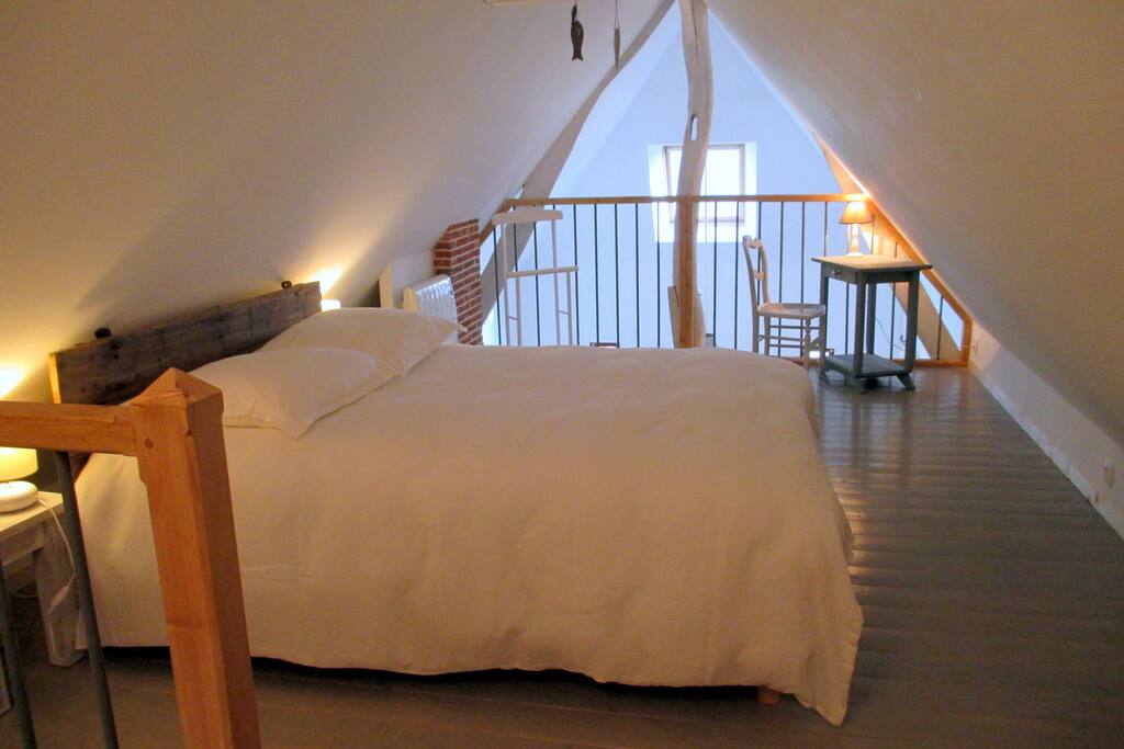 la chambre en mezzanine
