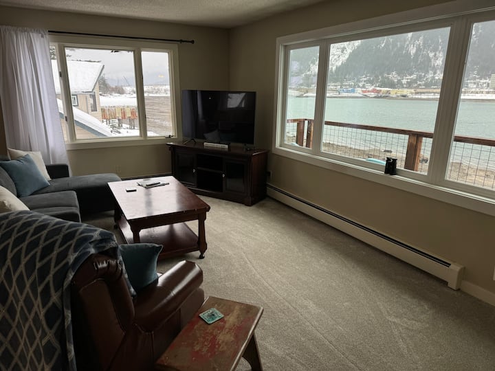 Waterfront Townhouse - The Humble Halibut 3050 - Juneau, AK
