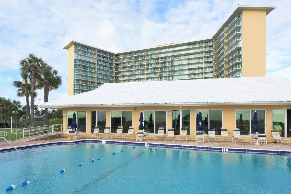 Ocean Waterfront Clubhouse