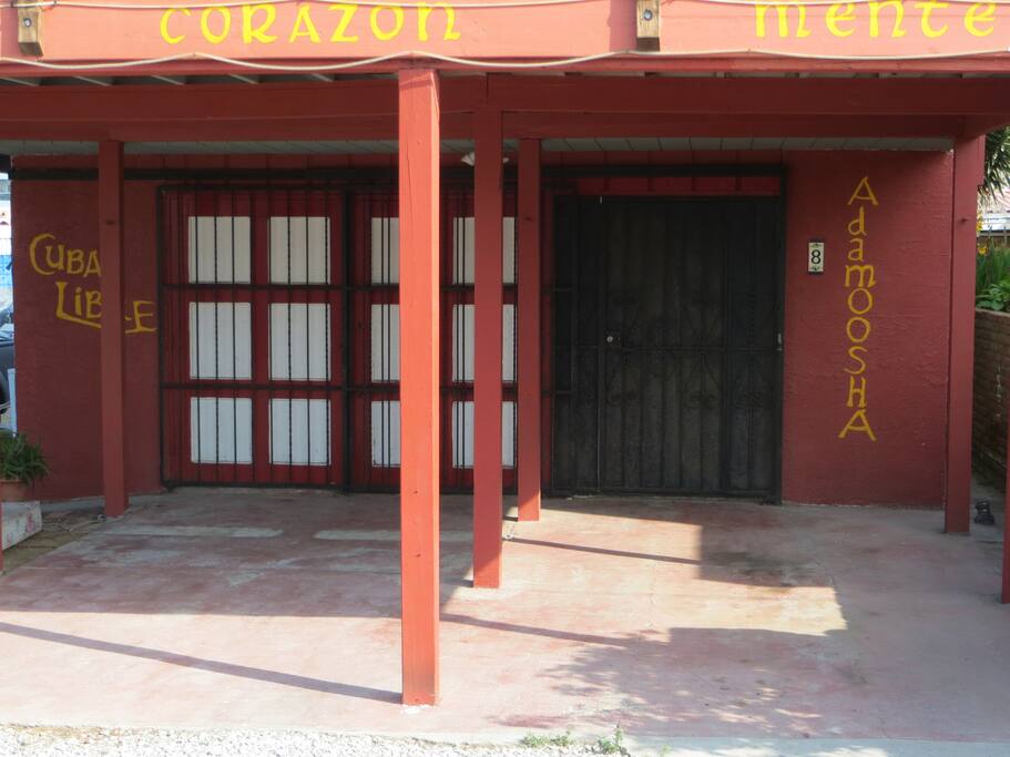 Hob house entrance.