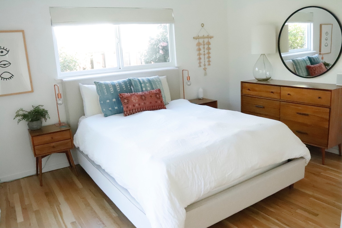 საძინებელი 1