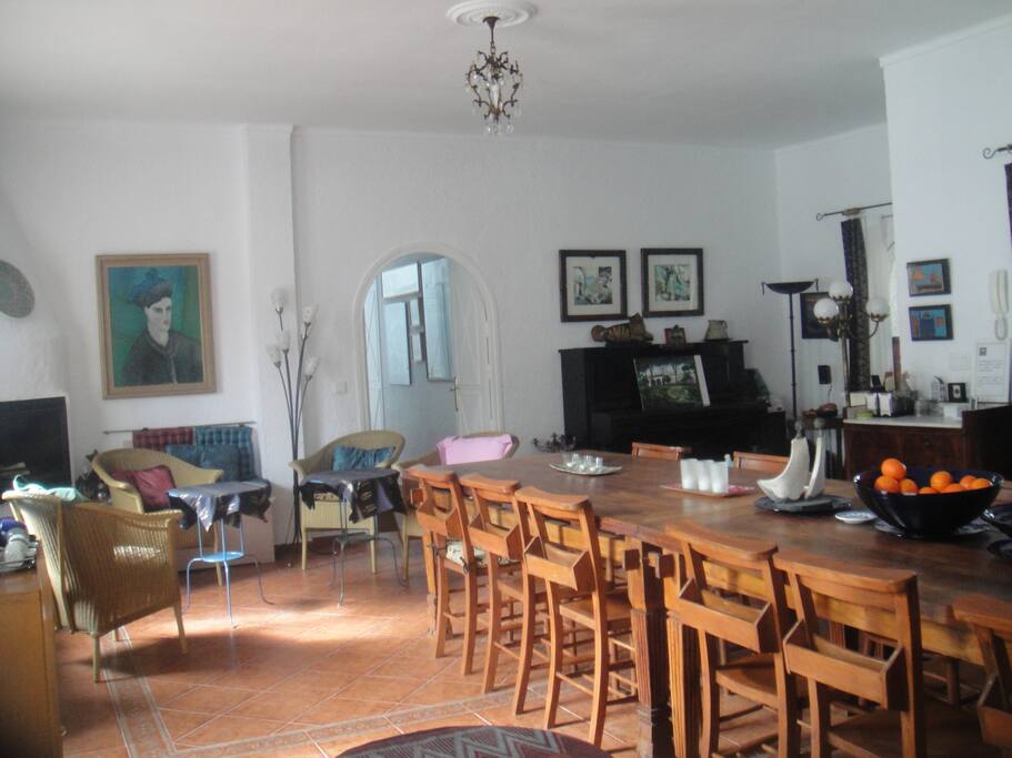 Salón principal común.