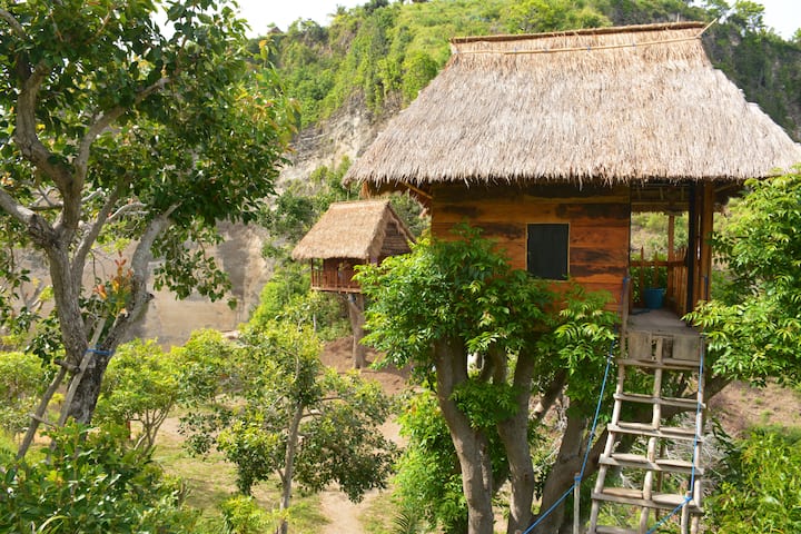 Домик на дереве. Rumah Pohon Tree House необычный отель
