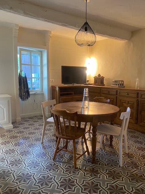 Propriété Airbnb réussie: Townhouse with swimming pool close to the center à Saint Rémy De Provence