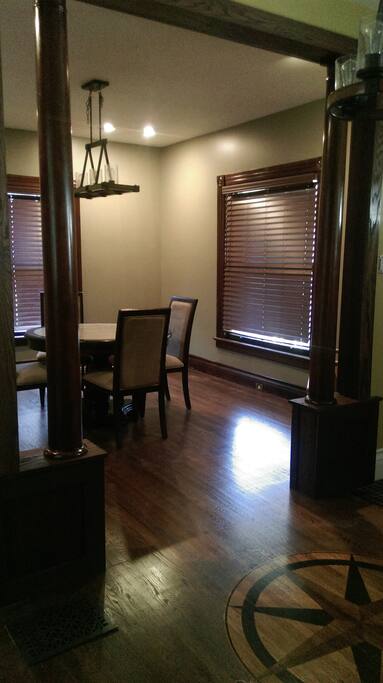 Entry way to dining room
