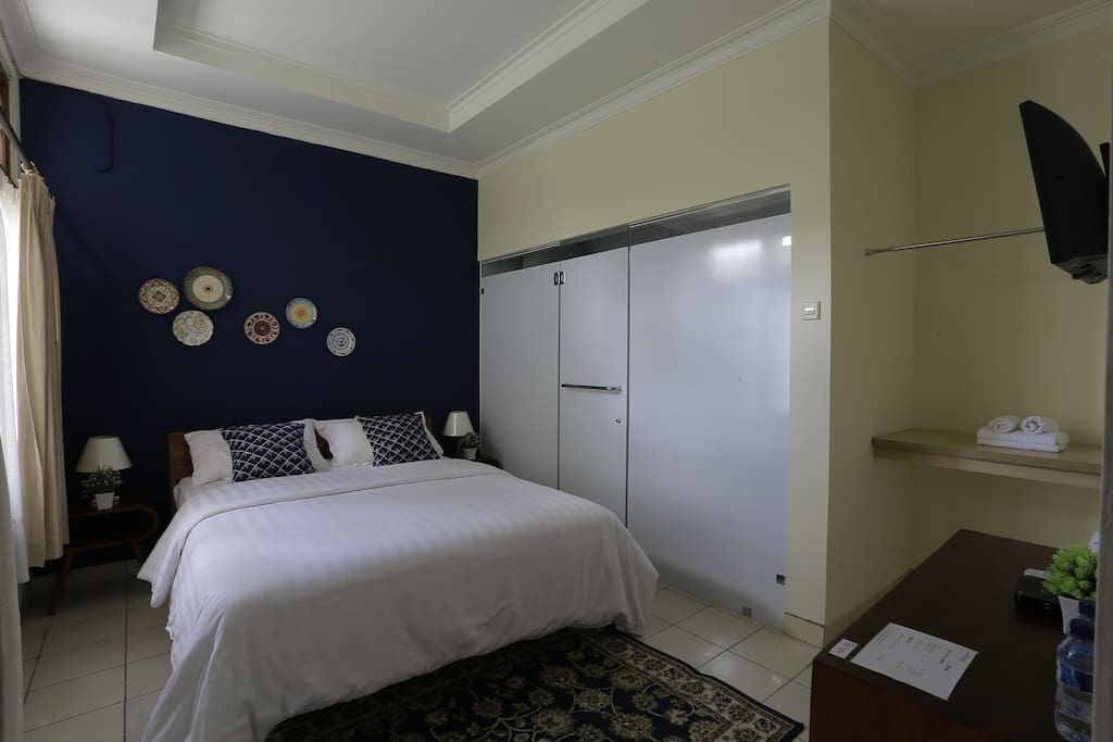 Our Blue double bedroom provides you with comfort like its your home away from home. This room is complete with clean linen and your own private bathroom.