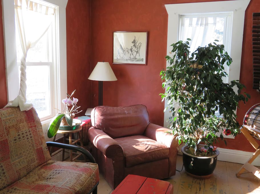 Sitting room.