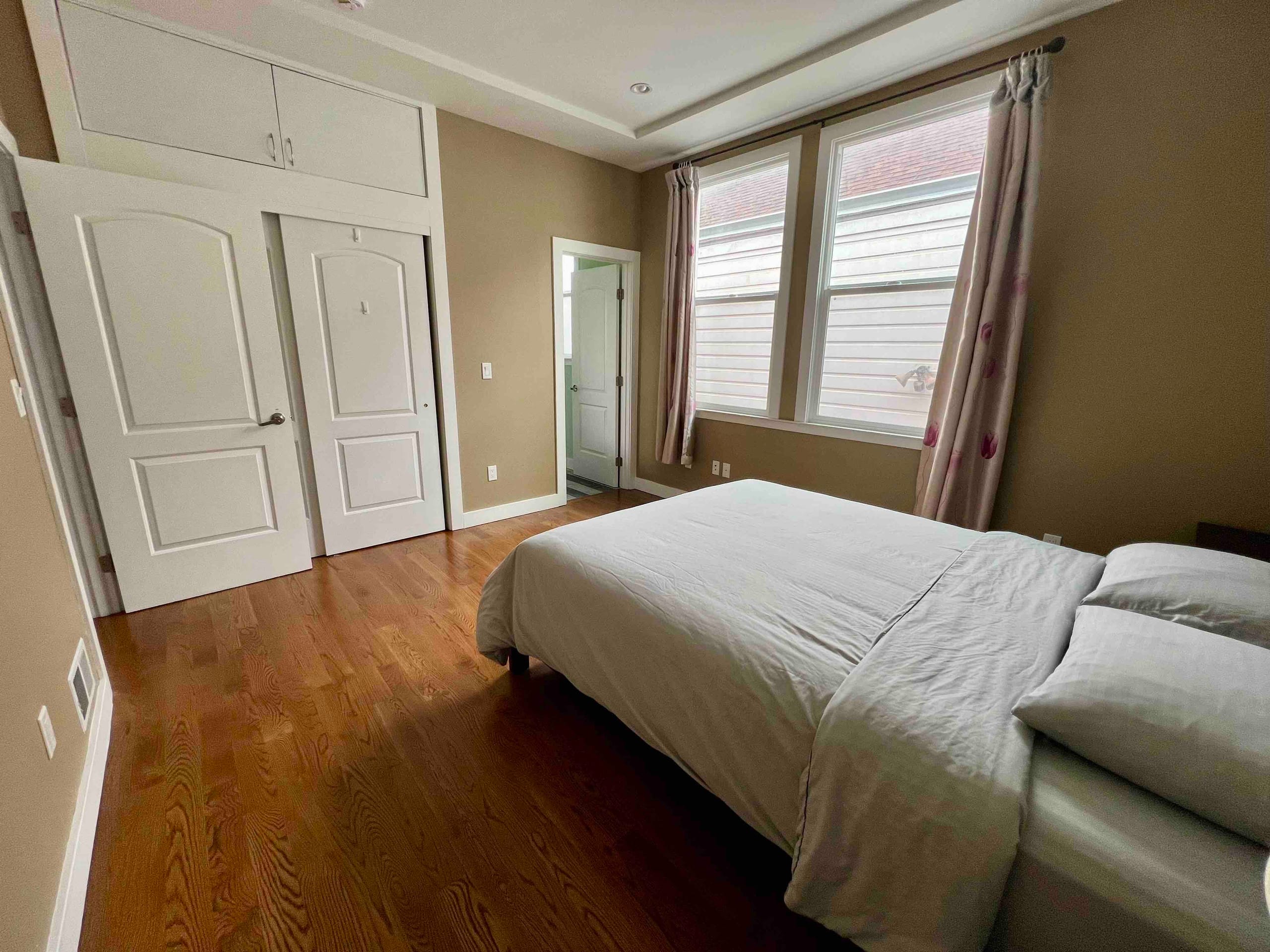 Home in San Francisco · ★4.92 · 3 bedrooms · 3 beds · 2 baths - Image 14