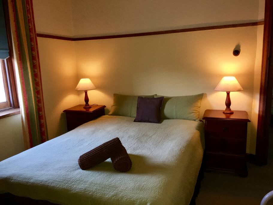 bed 1