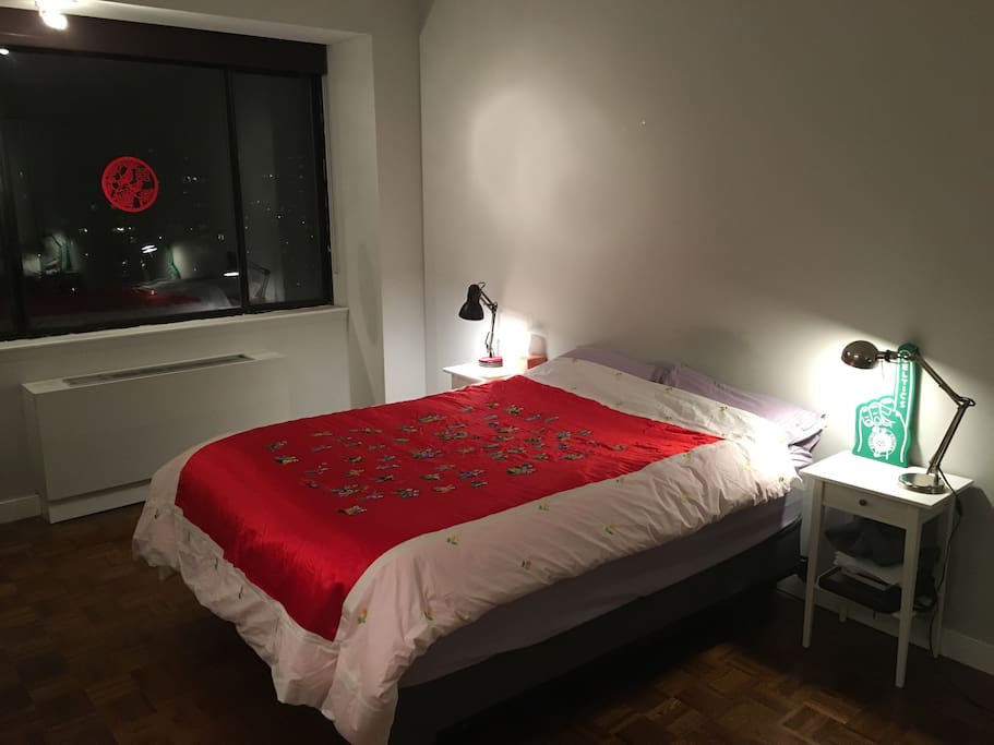 Bedroom (night pic)